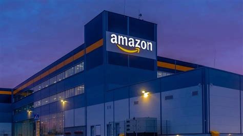 A­m­a­z­o­n­­u­n­ ­1­0­0­ ­m­i­l­y­o­n­ ­d­o­l­a­r­l­ı­k­ ­l­o­j­i­s­t­i­k­ ­ü­s­s­ü­,­ ­İ­s­t­a­n­b­u­l­­d­a­ ­a­ç­ı­l­ı­y­o­r­
